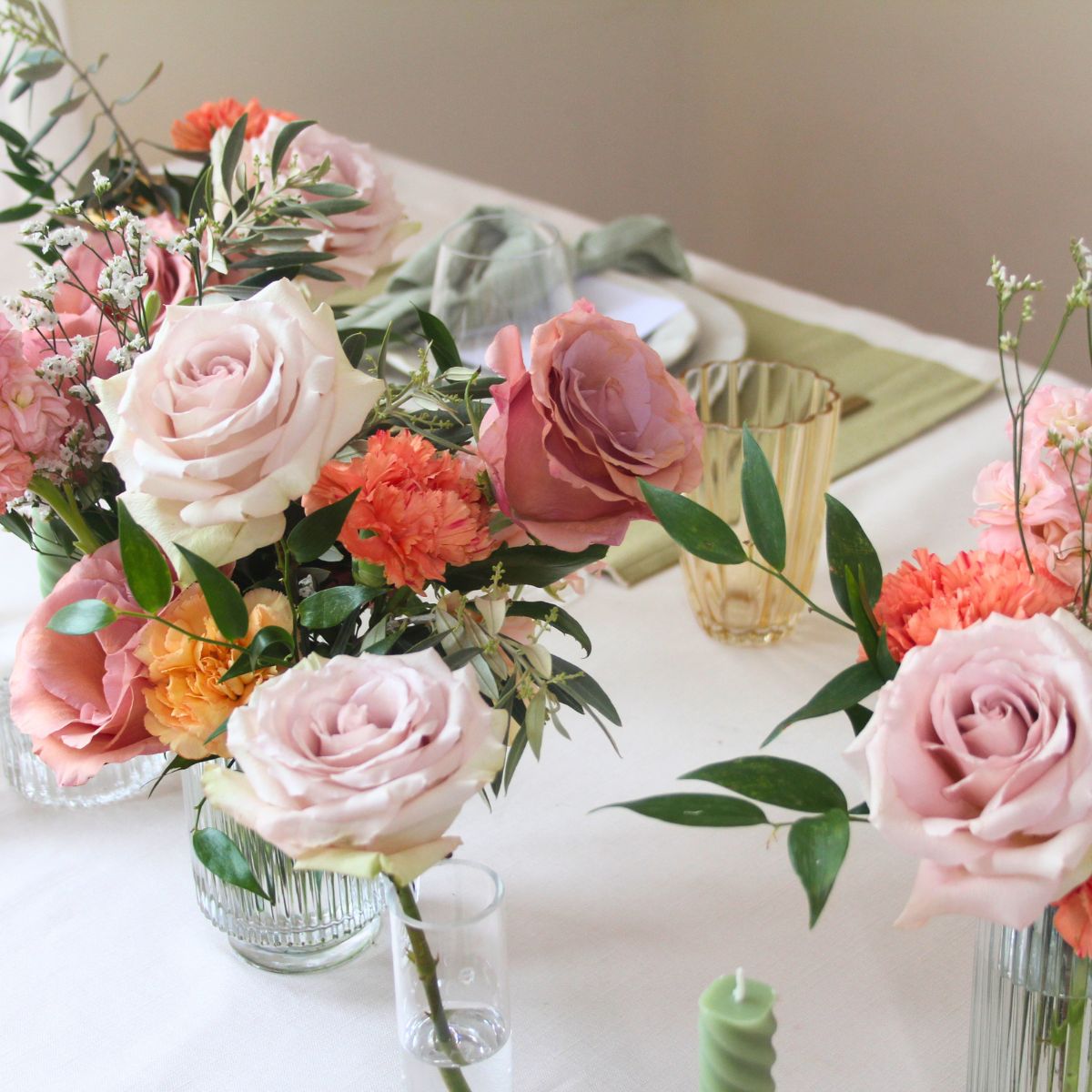 wedding-table-diy-bud-vases-blush-roses